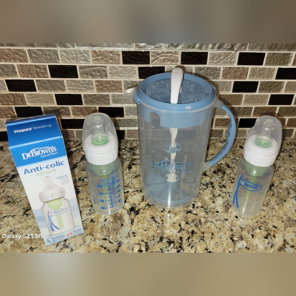 Dr. Brown's Anti Colic Baby Bottle Set 3 Bottles And Pitcher